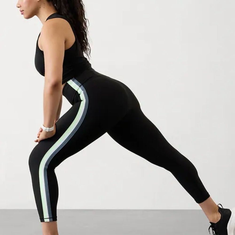 Athlete Interval High Rise Leggings - Picture 2 of 8